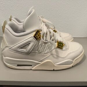 Jordan Women's Sneakers in White and Gold